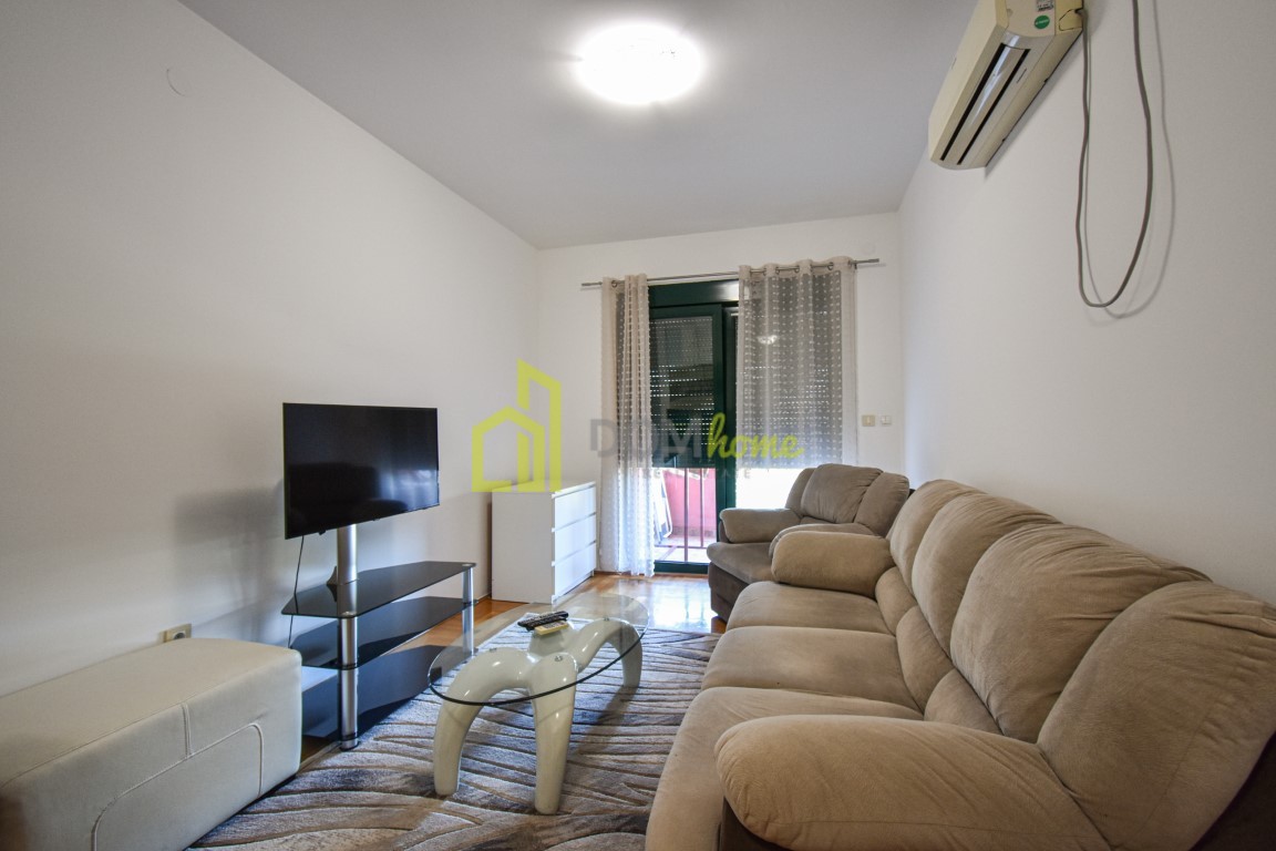 Jednosoban stan 40m2, Momisici